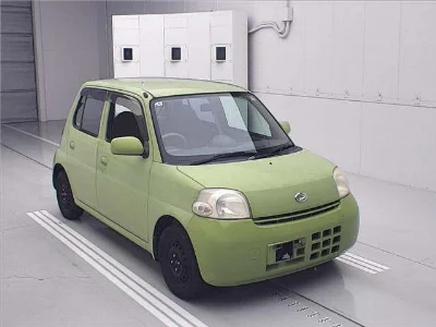 DAIHATSU ESSE