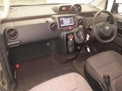 TOYOTA SPADE