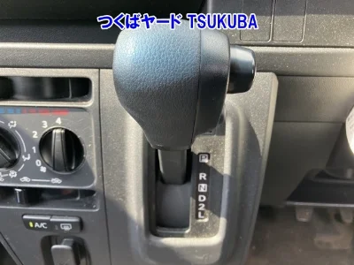 DAIHATSU HIJET VAN