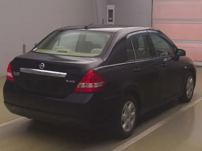 NISSAN TIIDA LATIO