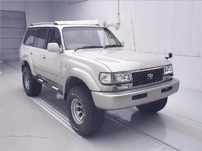 TOYOTA LAND CRUISER