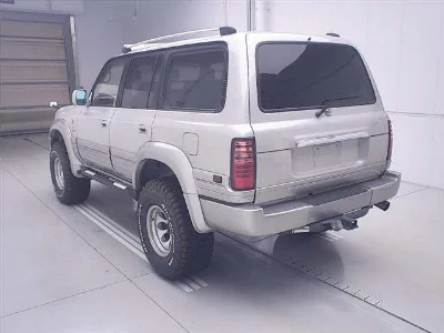 TOYOTA LAND CRUISER