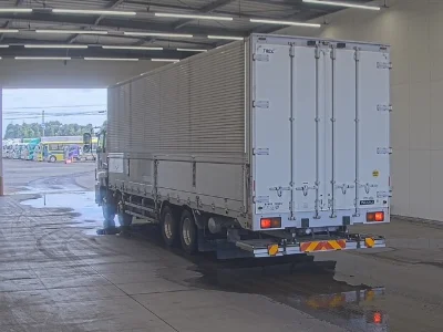 ISUZU GIGA
