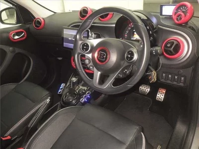 SMART FOURFOUR