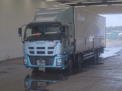 ISUZU GIGA