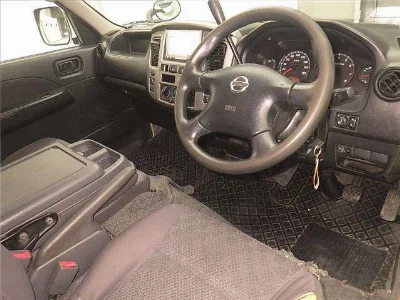 NISSAN CARAVAN