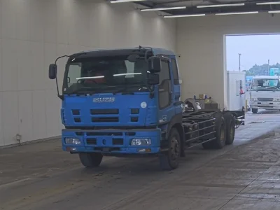 ISUZU GIGA