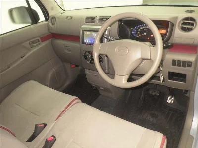 DAIHATSU MOVE CONTE