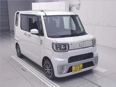 DAIHATSU WAKE