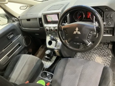 MITSUBISHI DELICA D5