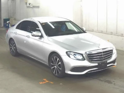 MERCEDES BENZ E CLASS