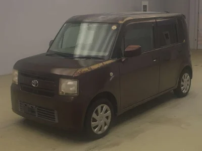 TOYOTA PIXIS SPACE
