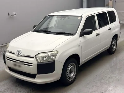 TOYOTA SUCCEED
