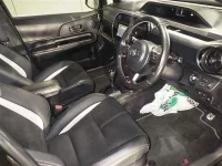 Цена авто Toyota Aqua с аукционов Японии, номер кузова NHP10, пробег 93 000, оценка 6