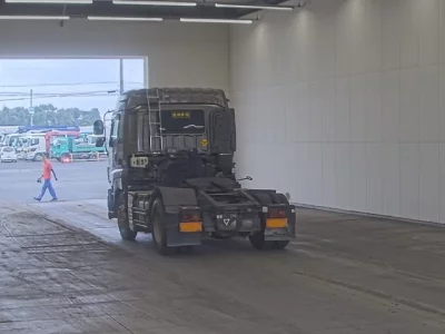 ISUZU GIGA