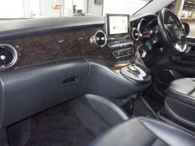 MERCEDES BENZ V CLASS