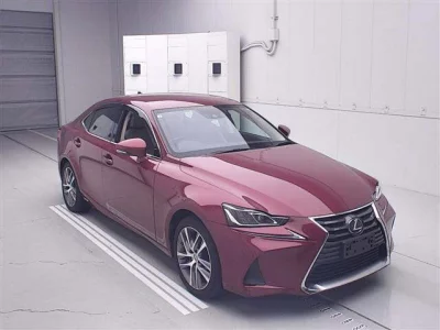 LEXUS IS