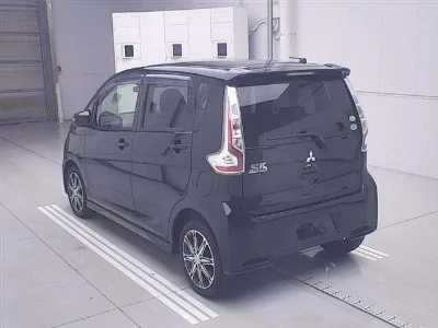 MITSUBISHI EK CUSTOM