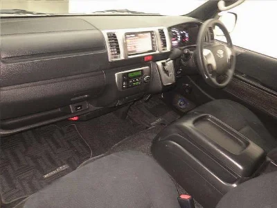 TOYOTA REGIUS ACE VAN