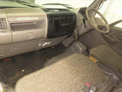 TOYOTA DYNA