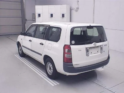 TOYOTA SUCCEED