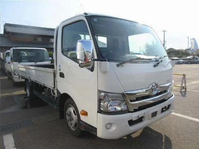 TOYOTA DYNA