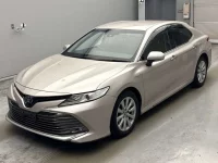 Цена авто Toyota Camry с аукционов Японии, номер кузова AXVH70, пробег 77 000, оценка 7
