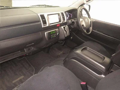 TOYOTA REGIUS ACE VAN