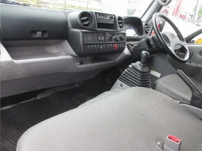TOYOTA DYNA