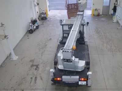 MITSUBISHI CANTER