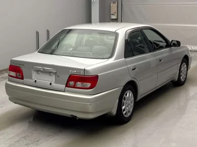 TOYOTA CARINA