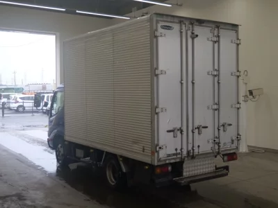 TOYOTA DYNA
