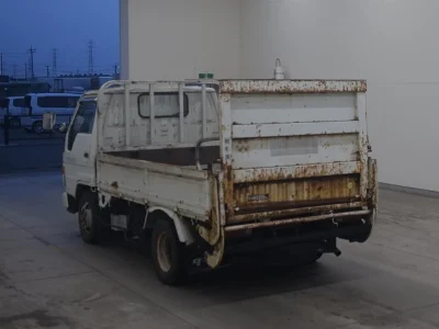 TOYOTA DYNA