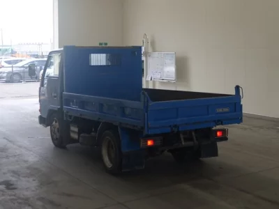 MITSUBISHI CANTER