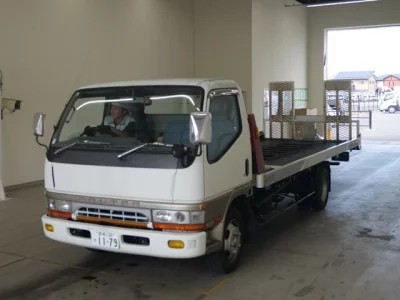 MITSUBISHI CANTER