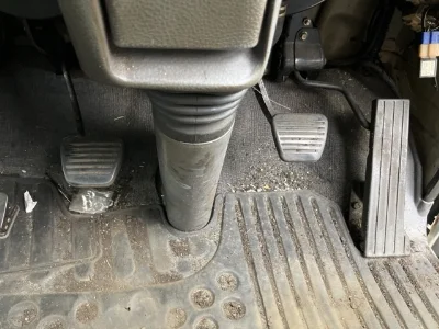 MITSUBISHI CANTER