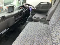 Цена авто Isuzu Elf с аукционов Японии, номер кузова NPR81LR, пробег 73 000, оценка 4