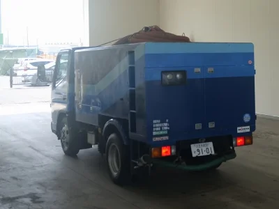 MITSUBISHI CANTER