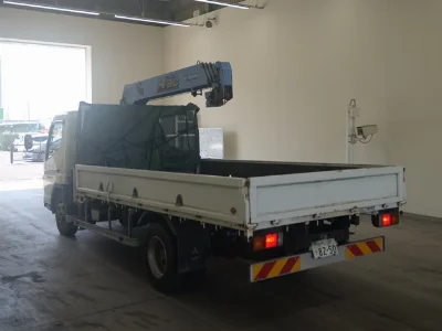 MITSUBISHI CANTER