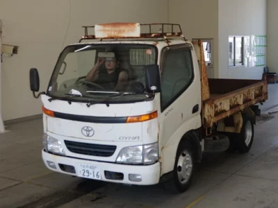 TOYOTA DYNA