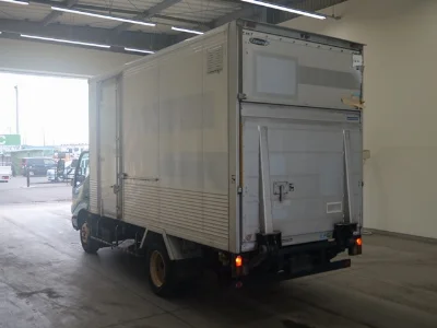 TOYOTA DYNA