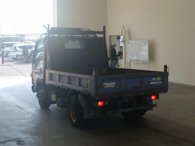 MITSUBISHI CANTER