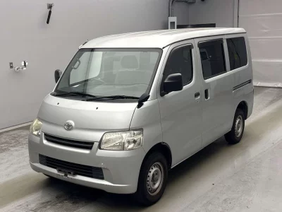 TOYOTA LITE ACE VAN