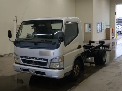 MITSUBISHI CANTER