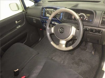 SUZUKI MRWAGON