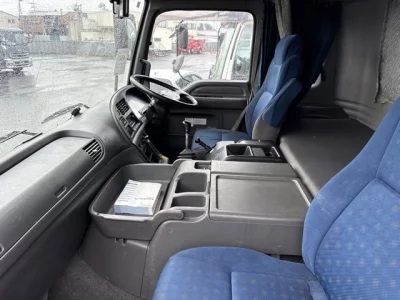 ISUZU GIGA