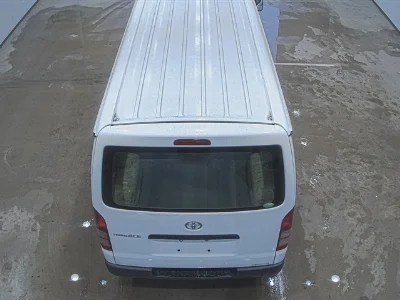 TOYOTA REGIUS ACE VAN