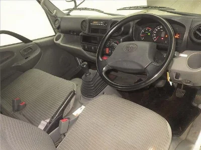 TOYOTA DYNA