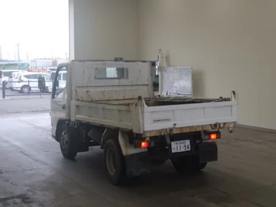 MITSUBISHI CANTER