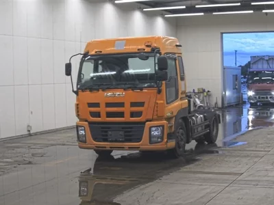 ISUZU GIGA